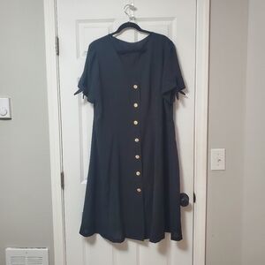 Elegant Black Midi Dress with Classic Charm